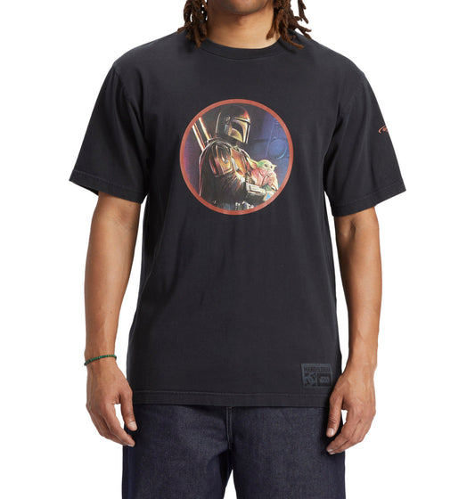 Mens Star Wars™ x DC Shoes Mando And The Child T-Shirt - DC Shoes Singapore